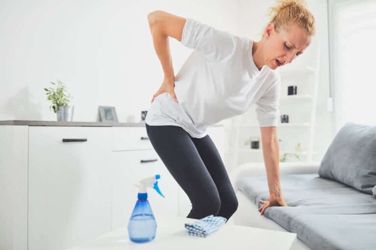 8 Helpful House Cleaning Tools For Seniors & the Elderly Graying With