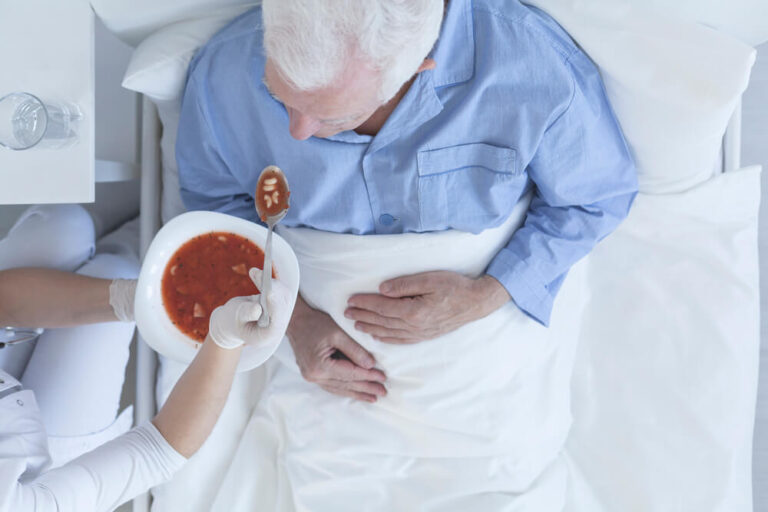 Top 5 Bedpans for Bedridden Patients Graying With Grace