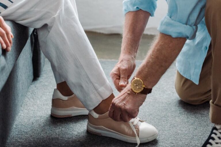Best NonSlip Slippers for Elderly Seniors (2021 Edition)