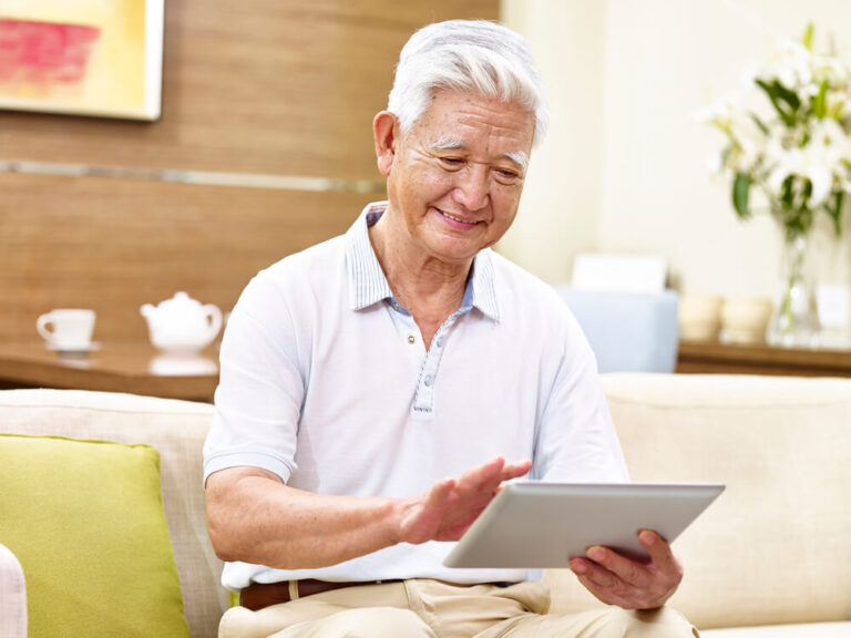 Best Game Apps For Seniors With Dementia (Memory, Matching, and More)