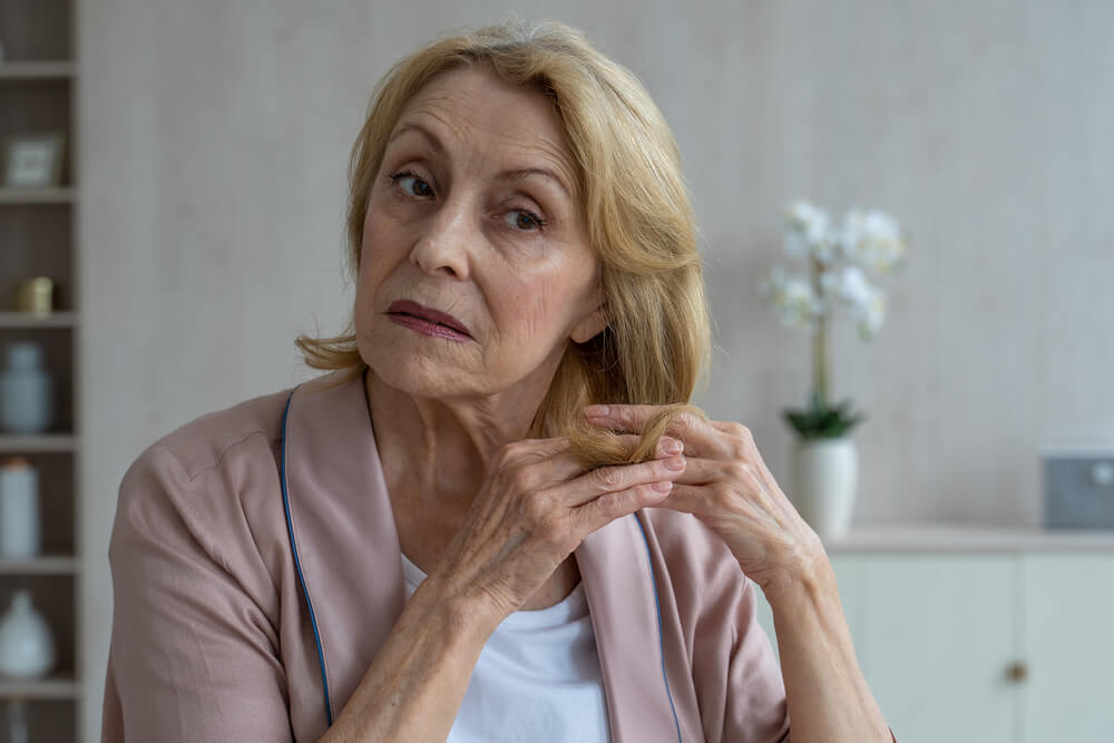 How to Wash an Elderly Person's Hair in the Shower (Steps & Tips)