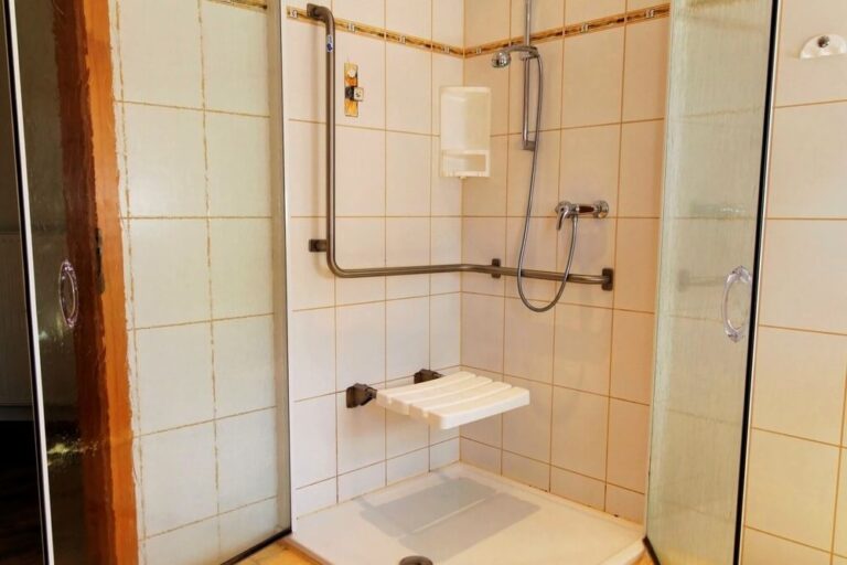 Shower Chair vs. Tub Transfer Bench What's the Difference?