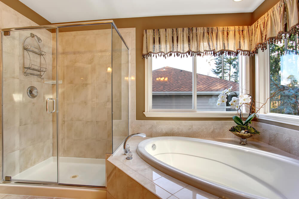 Tubs vs. Showers: Which is Better for Seniors and the Elderly?