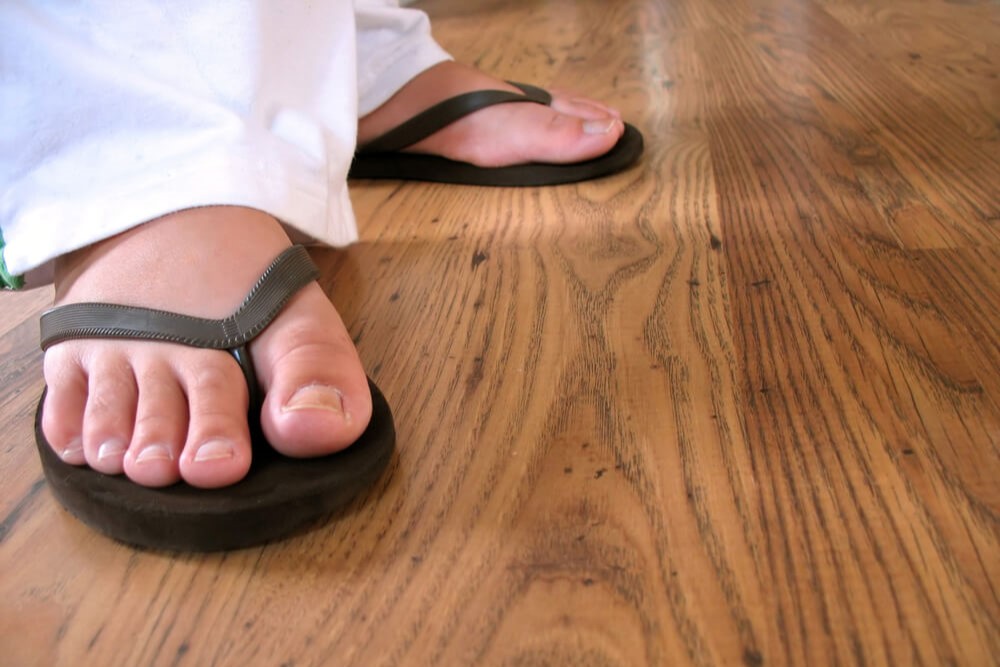 Best NonSlip Slippers for Elderly Seniors (2021 Edition)