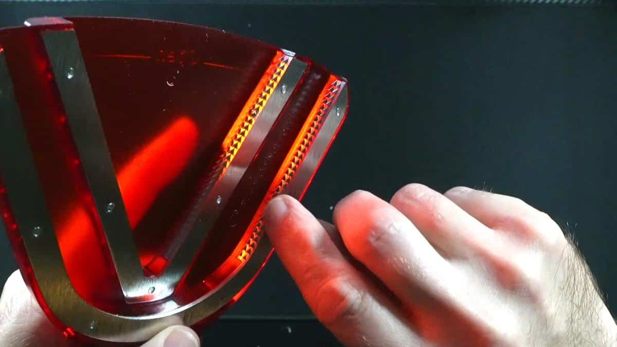 screenshot from hands on demo of Uinxan Uinxan Jar Opener for Weak Hand & Seniors with Arthritis,Easy Twist Off Bottle Caps,Patent | Unique Kitchen Gadgets, Christmas Gifts for Elderly/Women/Men (Red)