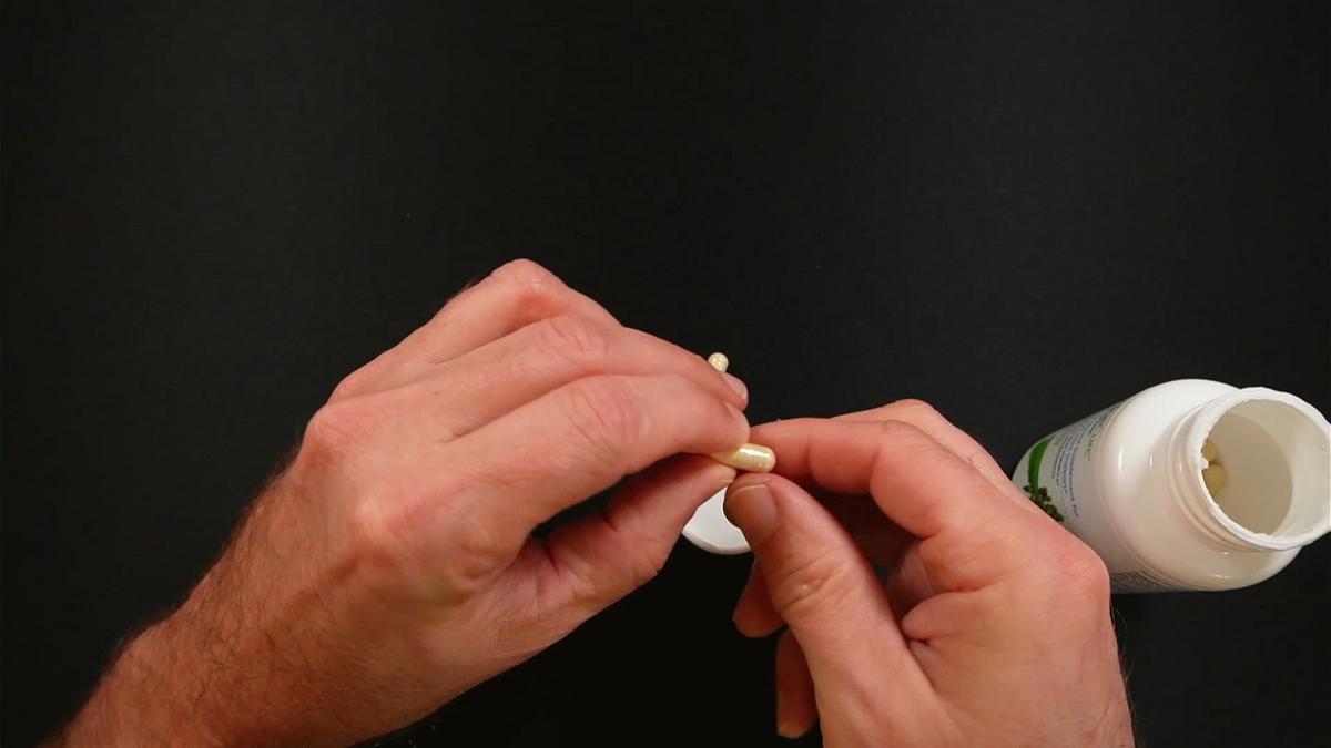 screenshot from hands on demo of AloeCure AloeCure VeraFlex Natural Joint Health, 60 Capsules, Clinically Tested Natural Plant-Based Formula to Support Comfort, Mobility and Flexibility - Featuring Organic Aloe Vera