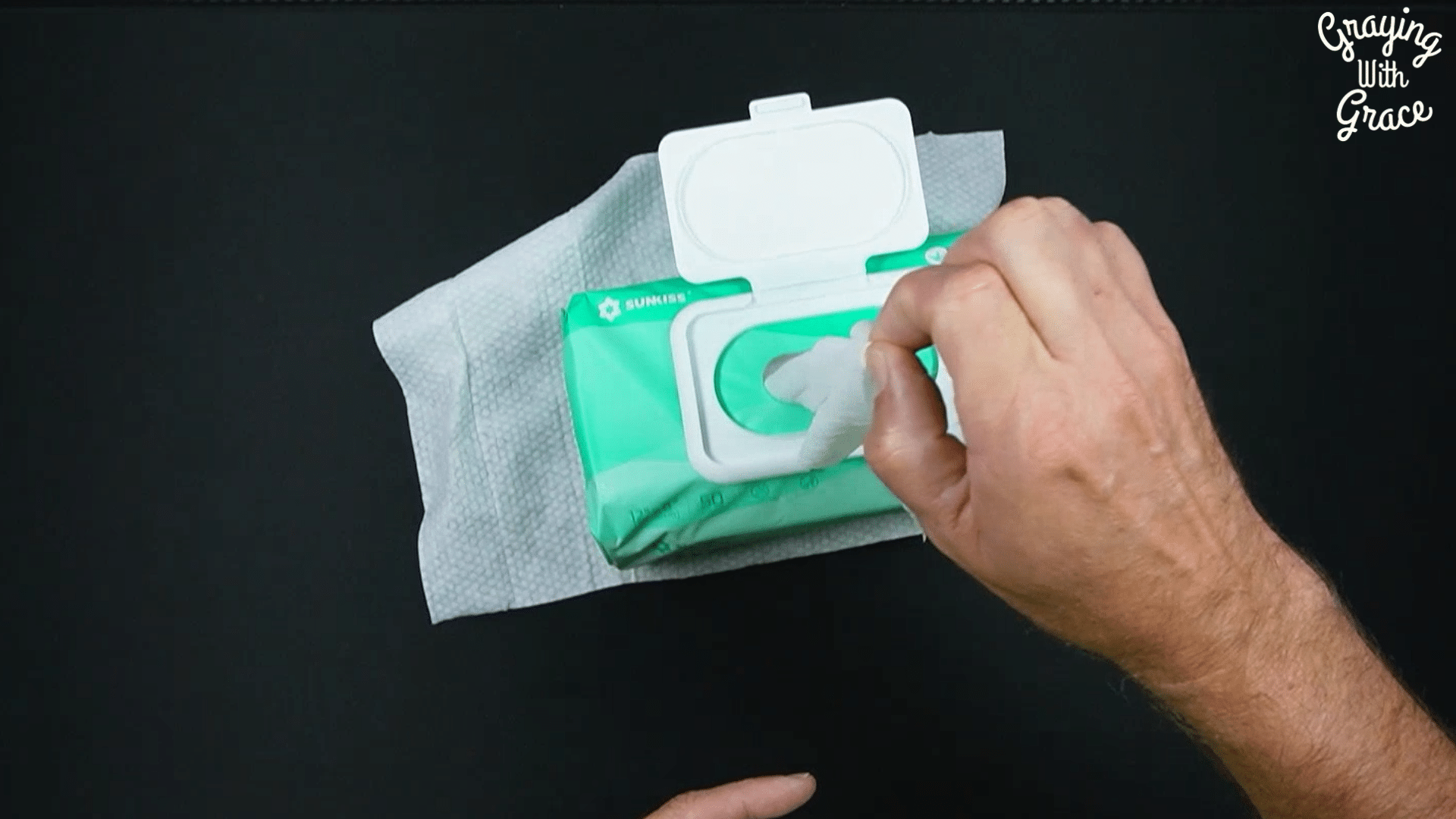 Wet Wipes for Adults Review: What Caregivers Should Know