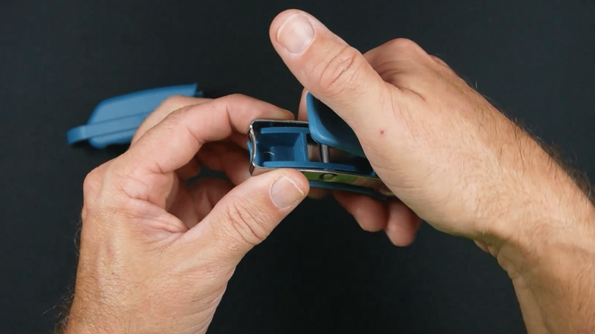 Best Toenail Cutter for Seniors: Safe Trimming for Thick Nails