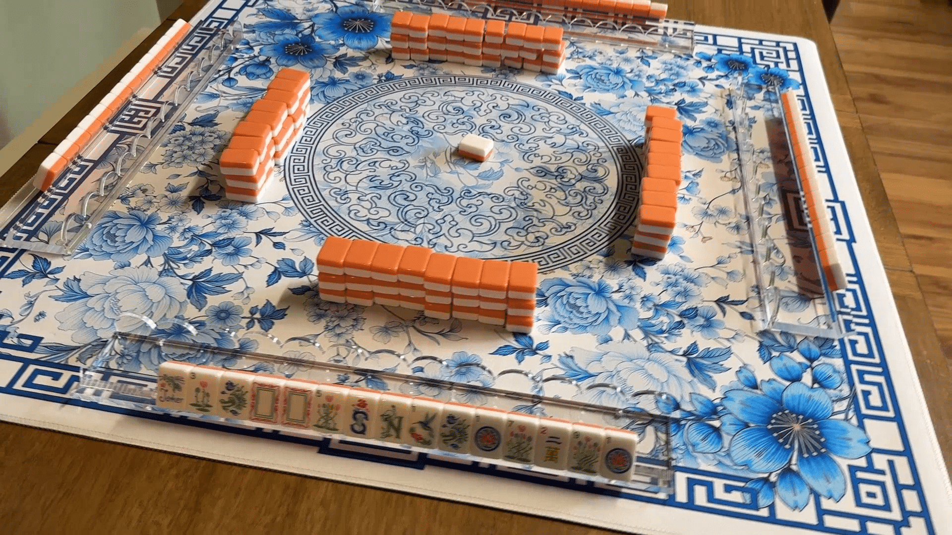 Quiet Mahjong Mat for Table Review: Peaceful Play for Seniors