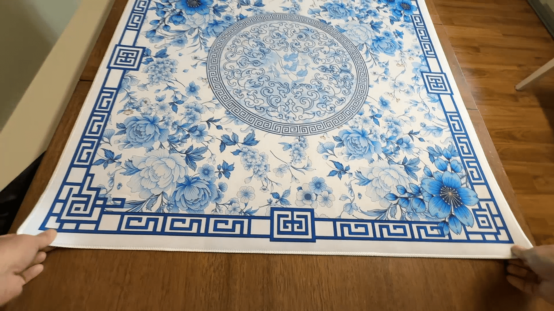 Quiet Mahjong Mat for Table Review: Peaceful Play for Seniors