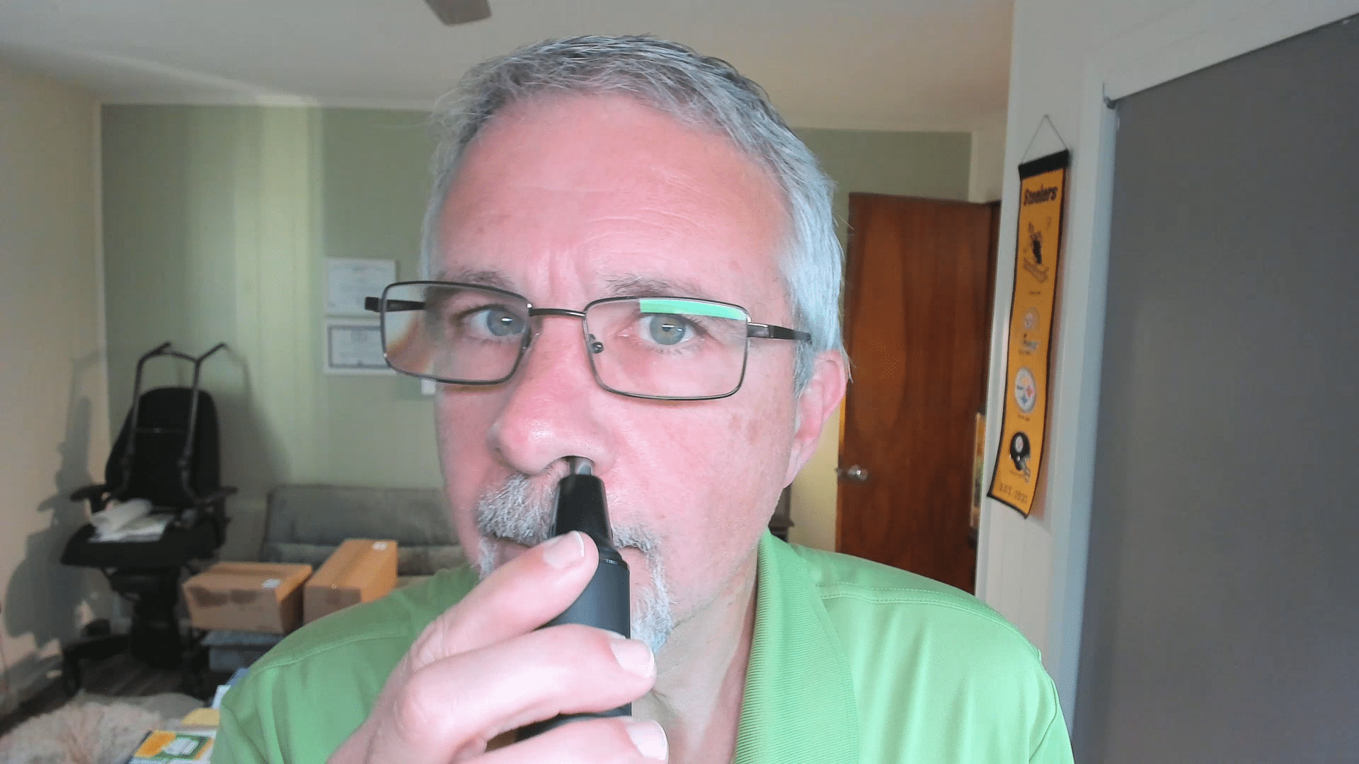 Best Nose Hair Trimmer for Men Over 60: Painless, Waterproof Pick
