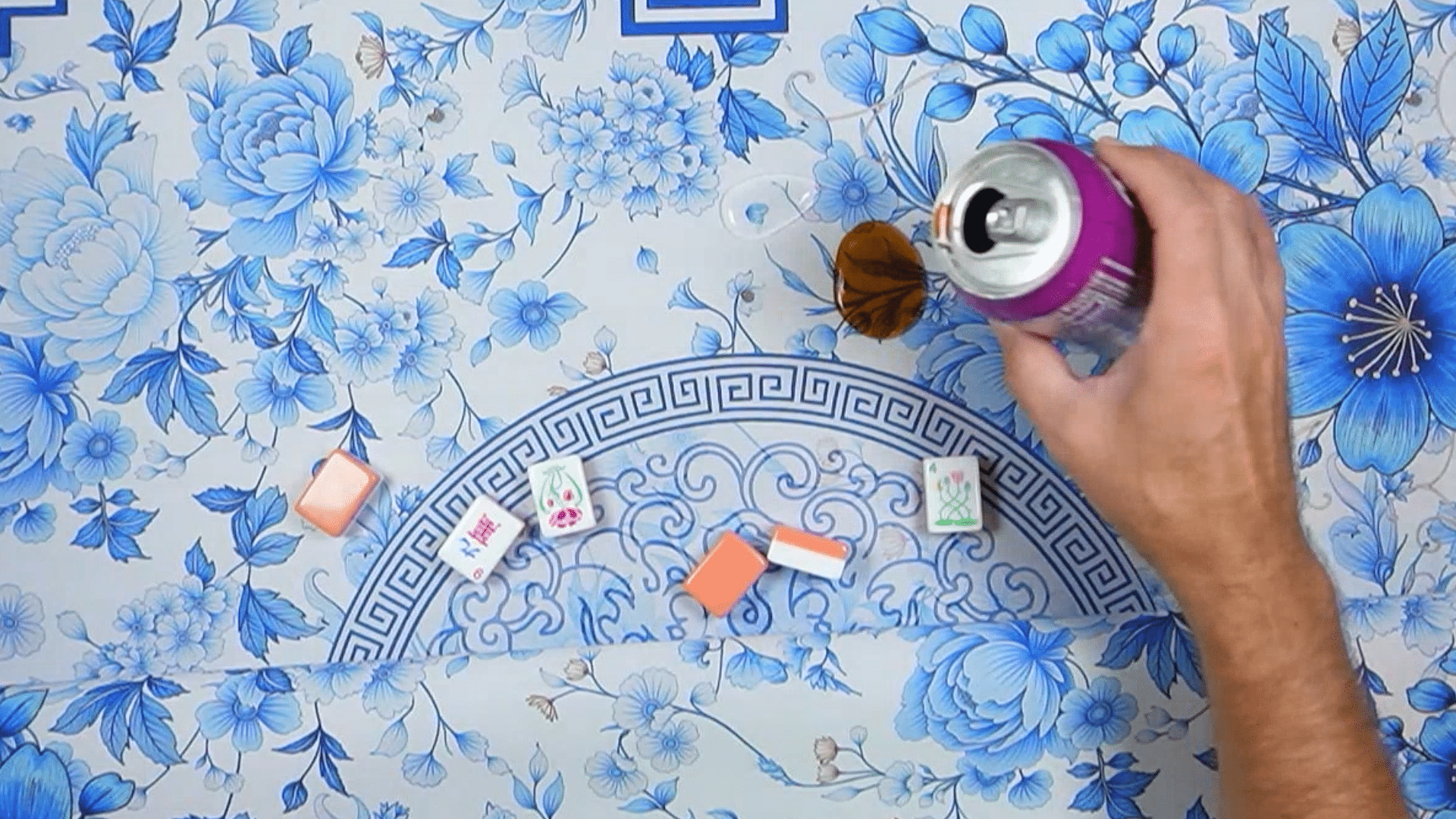 Quiet Mahjong Mat for Table Review: Peaceful Play for Seniors